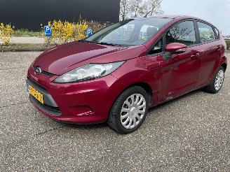 Vaurioauto  passenger cars Ford Fiesta 1.2 5drs 60kw 2011/9