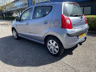 Nissan Pixo 5drs airco picture 6