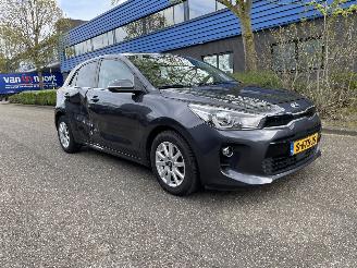 Kia Rio 1.0 88kw picture 5