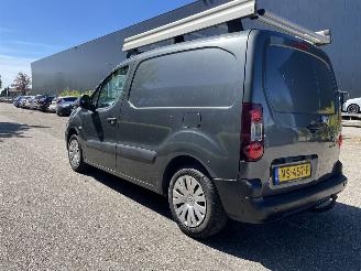 Unfallwagen Citroën Berlingo 1.6hdi 2015/11