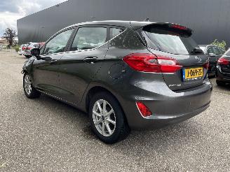 krockskadad bil auto Ford Fiesta 5drs 2020/12