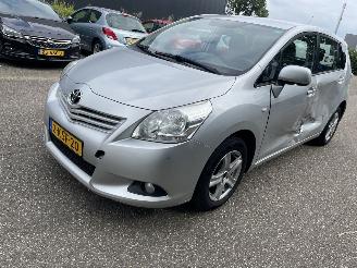 Toyota Verso 1.8 7pers picture 2