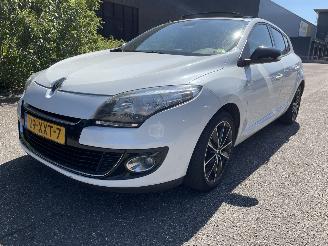 Voiture accidenté Renault Mégane 1.5 dci 110 2012/10