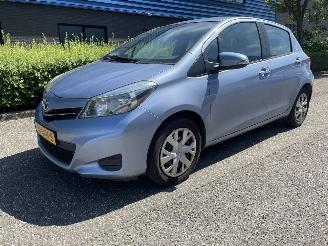 Auto incidentate Toyota Yaris 1.3 5drs 2011/12