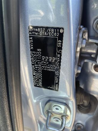 Toyota Yaris 1.3 5drs picture 18