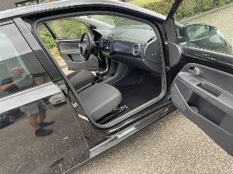 Volkswagen Up! 5drs airco picture 15
