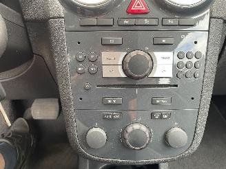 Opel Corsa 1.4 aut. cosmo picture 10