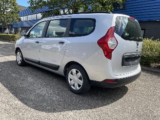 Coche accidentado Dacia Lodgy 1.5 dci 66kw 2018/8