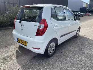 skadebil auto Hyundai I-10 1.1 5drs airco 2011/10