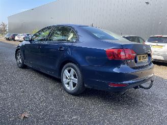Schadeauto Volkswagen Jetta 1.6 tdi 77kw 2014/7