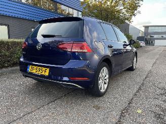 Unfallwagen Volkswagen Golf 85kw 5drs 2019/2