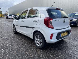 Avarii autoturisme Kia Picanto 1.0 5drs airco 2017/12