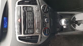 Hyundai I-20 AUTOMAAT picture 17