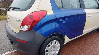 Hyundai I-20 AUTOMAAT picture 7