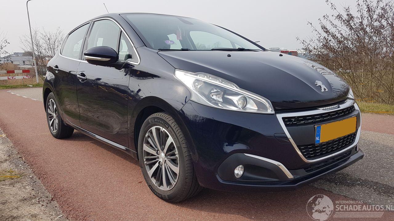 Peugeot 208 1.2 pure tech