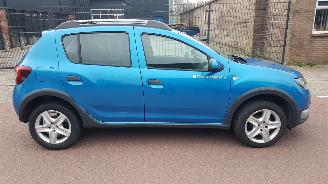 Voiture accidenté Dacia Sandero 1.5DCi  STEPWAY 2015/6