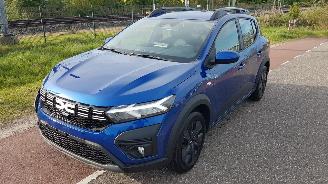 uszkodzony samochody osobowe Dacia Sandero STEPWAY 2025/5