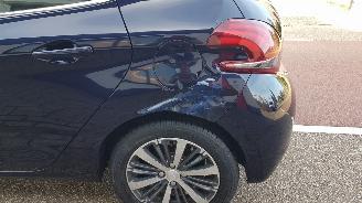Peugeot 208 Tech Edition 110PK picture 9