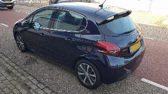 Peugeot 208 Tech Edition 110PK picture 6