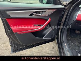 Jaguar F-Pace P400e R-DYNAMIC S AWD Pano picture 28