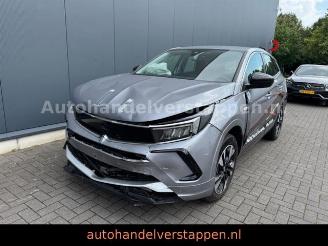 Unfallwagen Opel Grandland X PHEV 165KW Hybrit 2023/11