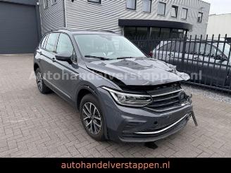  Volkswagen Tiguan 2.0TDI Life R-Cam DAB+ LED 2022/6
