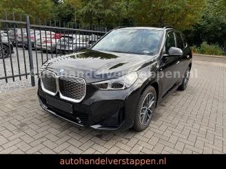 Avarii autoturisme BMW iX1 20 eDrive M Sportpaket Leder LED Navi+ 2025/3