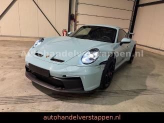 damaged passenger cars Porsche 911 GT3 Clubsport-Paket Race Tex - Lift 2022/11