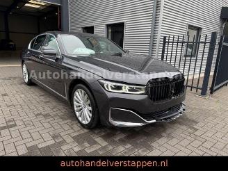 Vaurioauto  passenger cars BMW 7-serie  2019/9