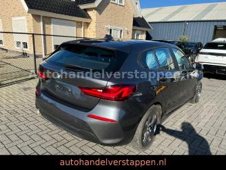 BMW 1-serie d Advantage Aut7G Live Cockpit LED Navi picture 5