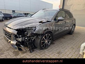 Porsche Cayenne E-Hybrid Exclusive Design Matric ACC picture 5