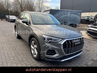 Schadeauto Audi Q3 35 TFSI advanced virtual cockpit plus LED 2019/10