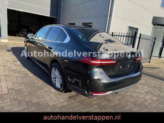 skadebil auto BMW i5 Limousine 40 eDrive 250KW Cockpit Plus Panora 2025/4
