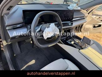 BMW i5 Limousine 40 eDrive 250KW Cockpit Plus Panora picture 30