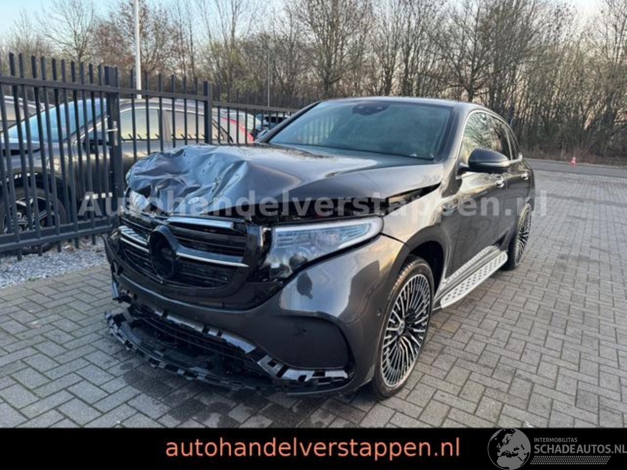Mercedes EQC 400 4Matic AMG HUD 300KW FULL CAR
