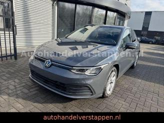 damaged passenger cars Volkswagen Golf VIII 2.0 SCR TDi Life Business Premium DSG 2024/8