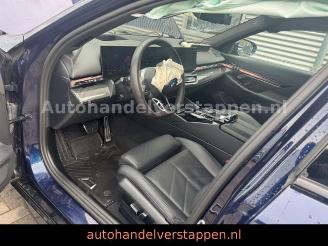 BMW i5 Touring 40 eDrive M Sport Pro Paket picture 32