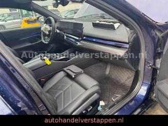BMW i5 Touring 40 eDrive M Sport Pro Paket picture 28