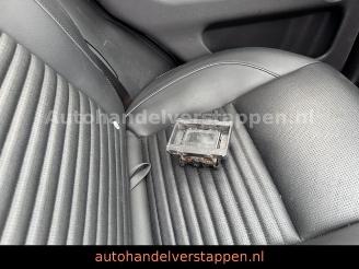 Land Rover Discovery Sport P300e Dynamic SE AWD picture 22