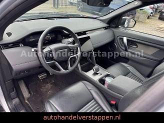 Land Rover Discovery Sport P300e Dynamic SE AWD picture 16