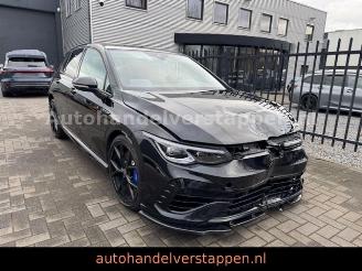 Damaged car Volkswagen Golf VIII Lim. R 4Motion Performance Pano HUD 2023/9