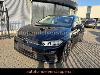uszkodzony samochody osobowe Volkswagen Polo VI TSI Life Business DSG Navi Cam Klima LED 2024/6