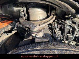 Porsche Taycan 350KW Panorama Leder CAM 93KWH picture 20