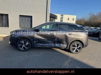 Peugeot 3008 Hybrid 225 E-AUTO8 GT Paket Panorama picture 6