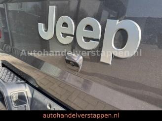 Jeep Gladiator Overland 4WD Launch Edition picture 10