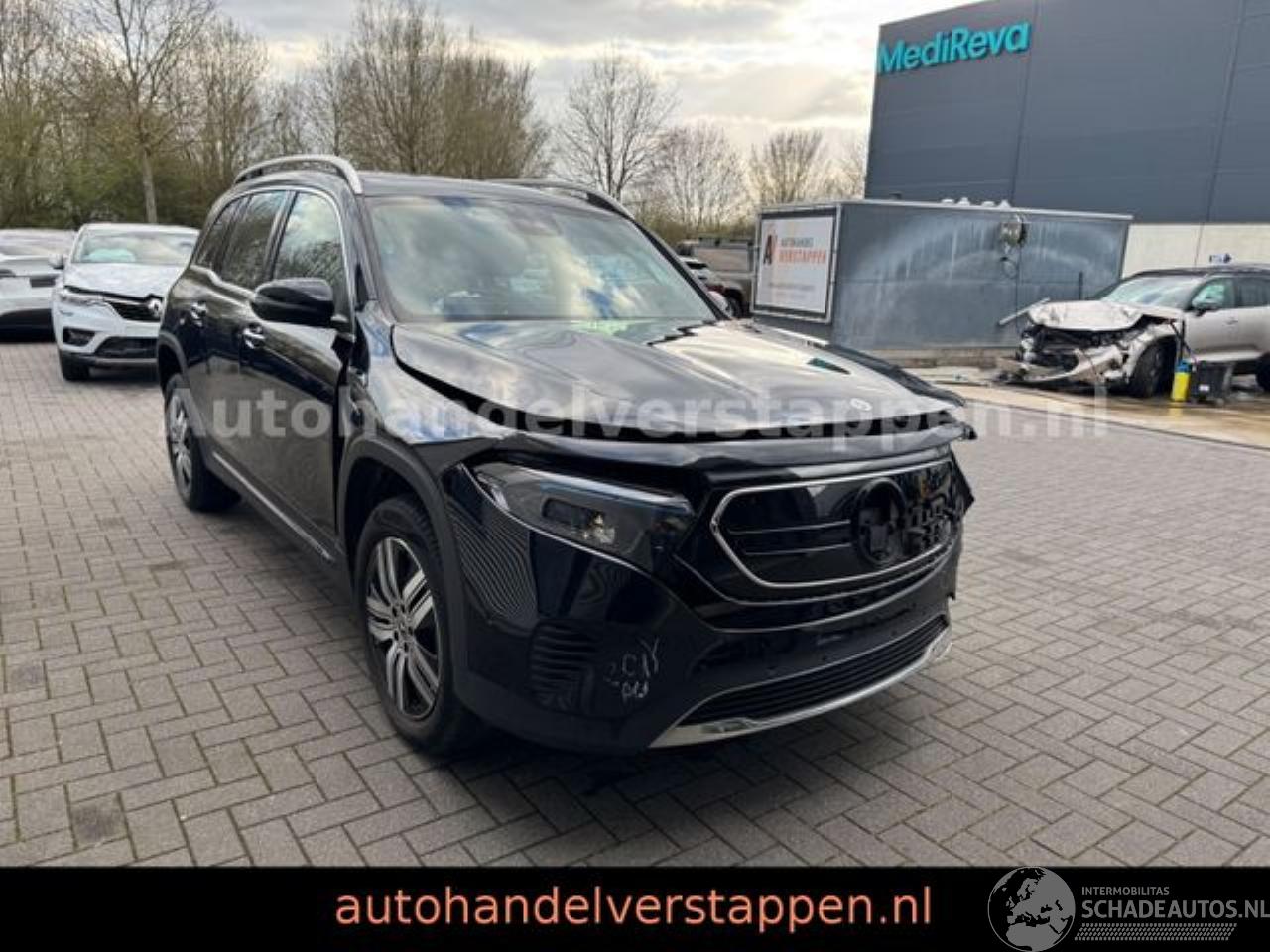 Mercedes EQB 300+ 4Matic 168KW Progressive Panorama FULL