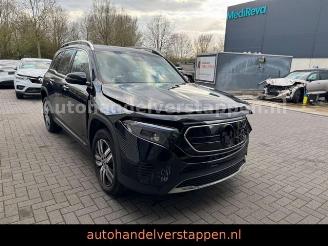 krockskadad bil auto Mercedes EQB 300 4Matic 168KW Progressive Panorama FULL 2022/6