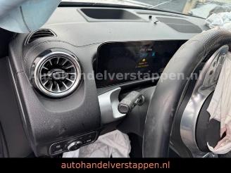 Mercedes GLB 200 4Matic AMG Sport Panorama picture 26