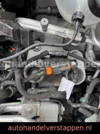 Jeep Avenger Summit Electric 115KW 54KWH 2025 picture 15