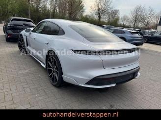 Auto incidentate Porsche Taycan Sport 93KWH Sport-Design-Paket 2022/8
